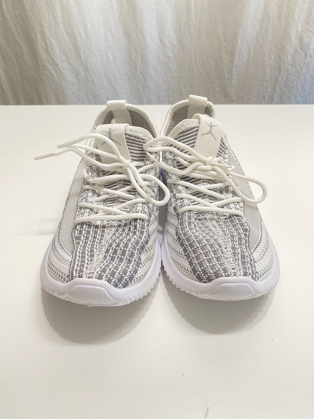 Danskin Gray & White Knit Athletic Sneakers Size 8K
